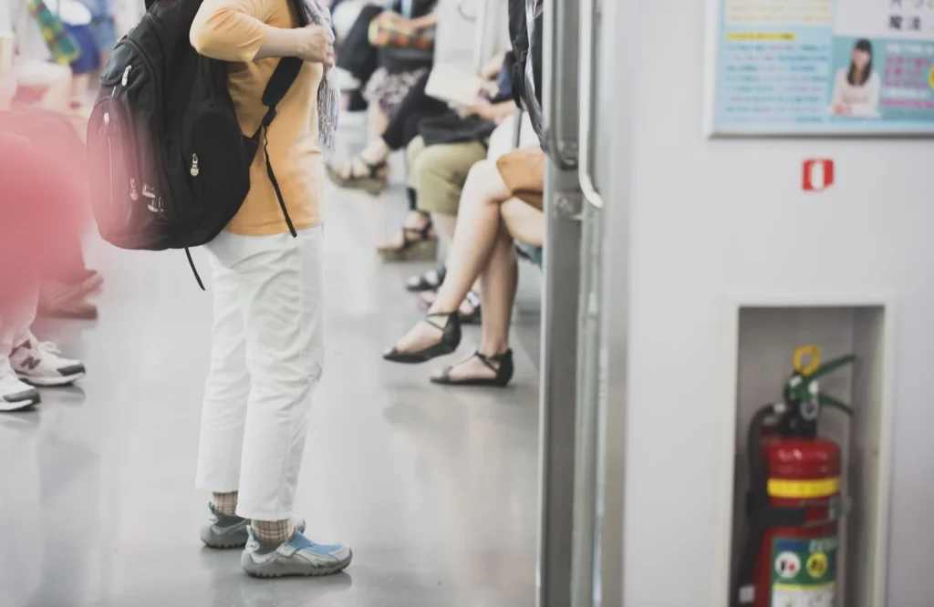 電車の中